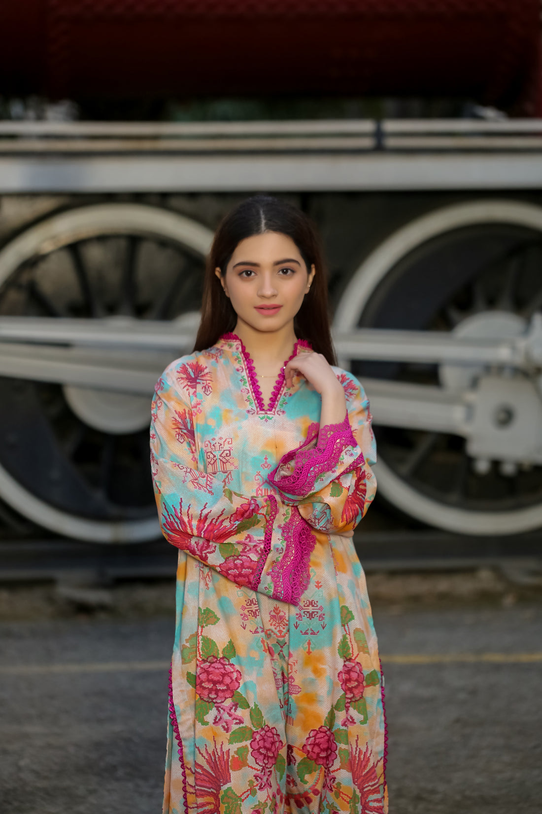 Saadia Ahmed LWSU-25P201 2-Pcs Printed Lawn - Image 5