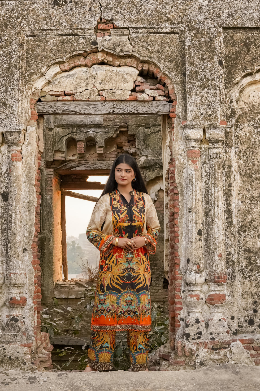 Saadia Ahmed LWSU-25P204 2-Pcs Printed Lawn - Image 4