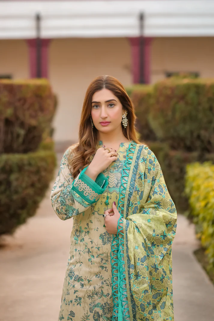 Saadia Ahmed LWSU-25P306 3-Pcs Printed Lawn

