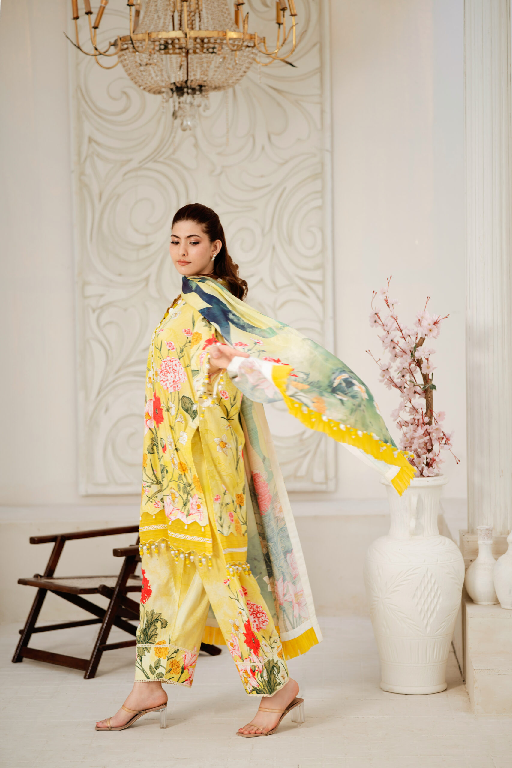Saadia Ahmed SA26SP306 3pc Printed Lawn 26' - Image 2